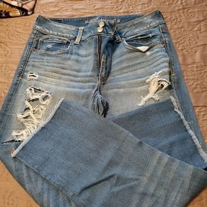 American Eagle cropped ripped